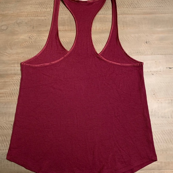 VICTORIA'S SECRETS Knit Racer-Back Kir Tank - Picture 3 of 6